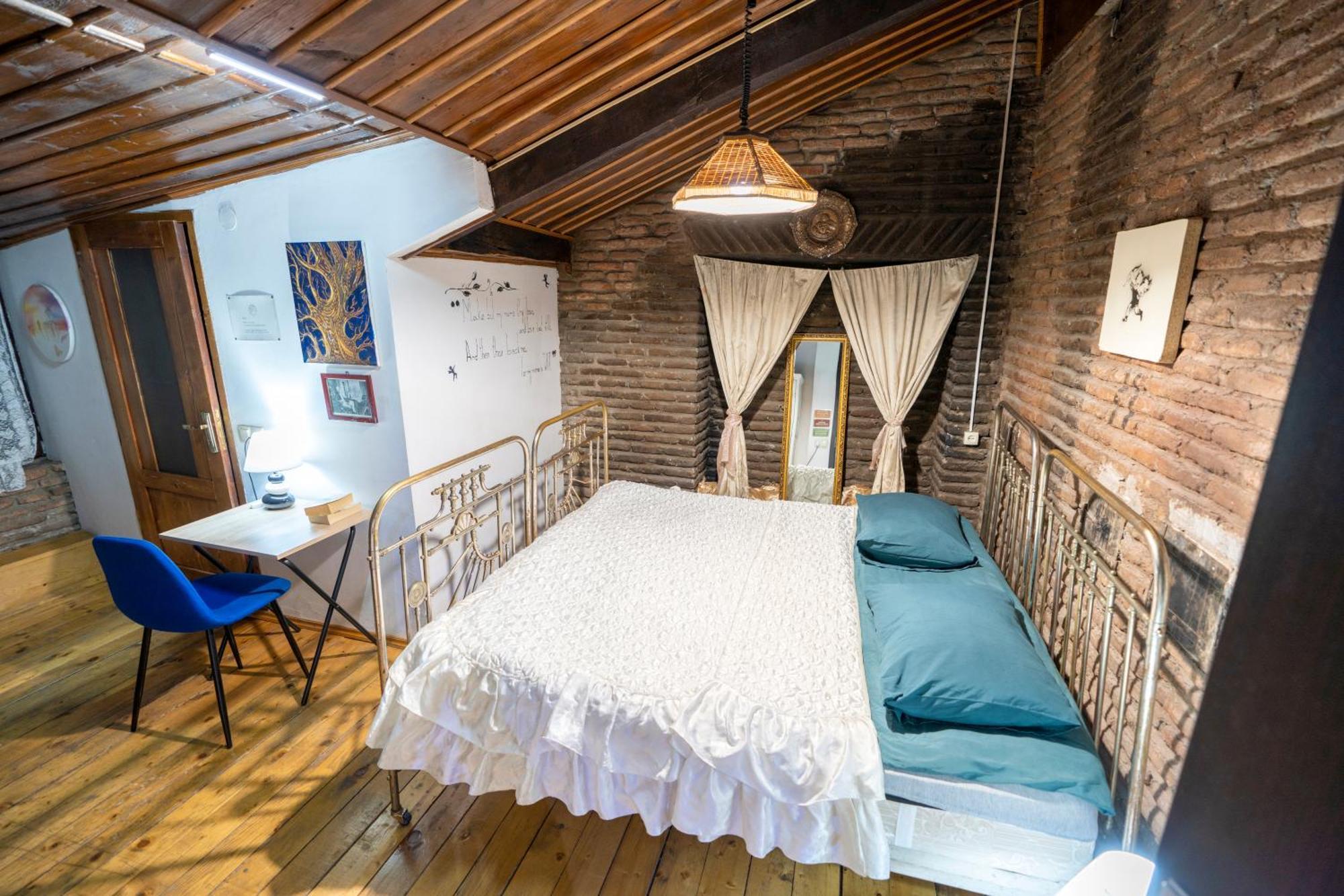 Leon Rooms Тбилиси Екстериор снимка